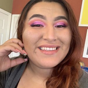 Meet your Posher, Beatriz